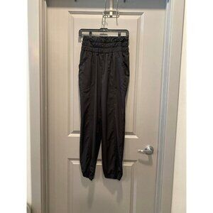 Love Tree Black Joggers | Women’s M | High Waist, Ankle Elastic